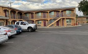 Desert Inn Motel
